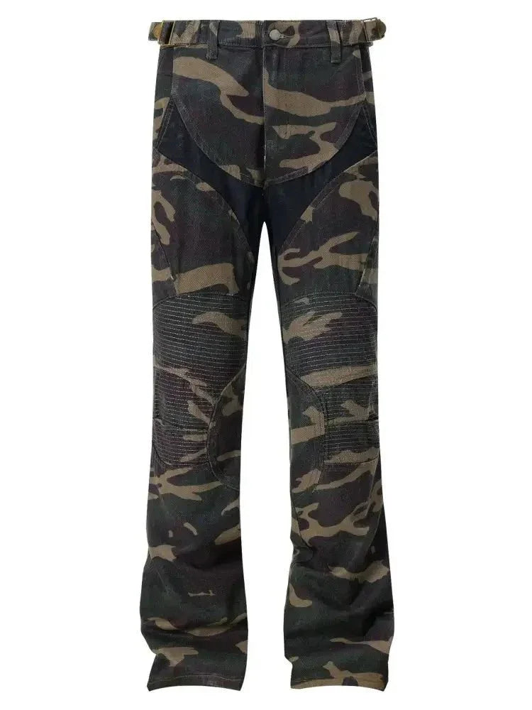 Men's Camouflage Bootcut Jeans with Seam Detail - Update AvenueTrendsi100400034030074100400034030074Men's Camouflage Bootcut Jeans with Seam DetailGreen