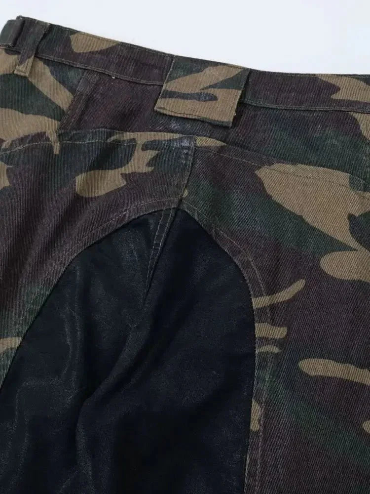 Men's Camouflage Bootcut Jeans with Seam Detail - Update AvenueTrendsi100400034030074100400034030074Men's Camouflage Bootcut Jeans with Seam DetailGreen