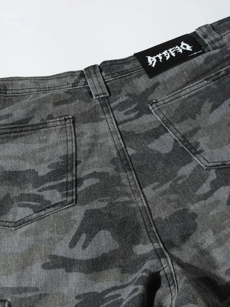 Men's Camouflage Cargo Jeans with Multi-Pockets