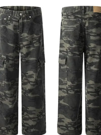 Men's Camouflage Cargo Jeans with Multiple Pockets