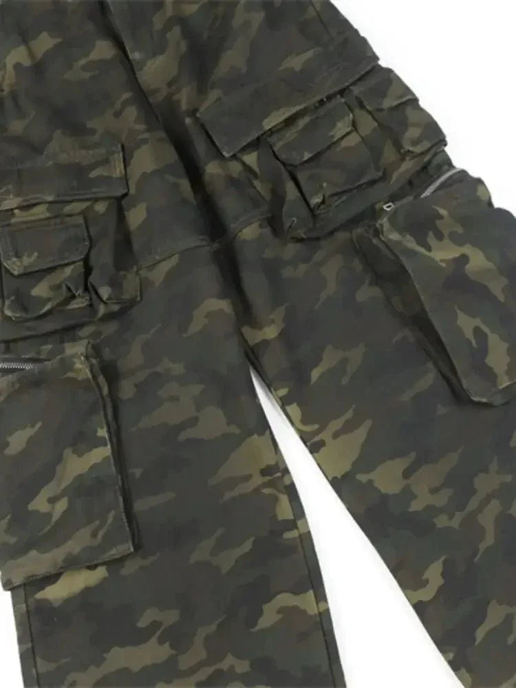 Men's Camouflage Cargo Jeans - Update AvenueTrendsi100400375133375100400375133375Men's Camouflage Cargo JeansNostalgic Blue