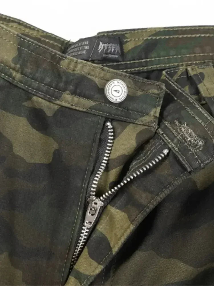 Men's Camouflage Cargo Jeans - Update AvenueTrendsi100400375133375100400375133375Men's Camouflage Cargo JeansNostalgic Blue