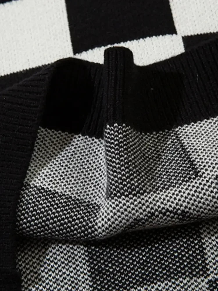 Men's Checkered Heart Pattern Sweater Vest