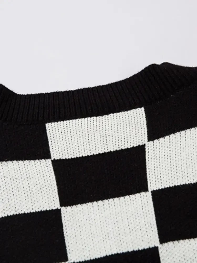 Men's Checkered Heart Pattern Sweater Vest