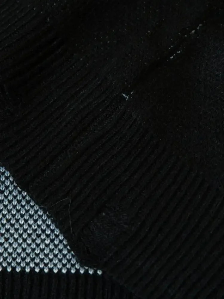 Men's Cross Round Neck Sweater