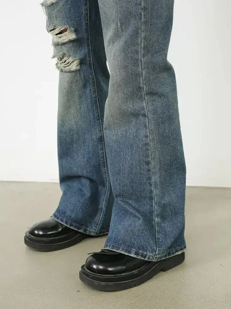 Men's Distressed Jeans with Pockets - Update AvenueTrendsi100400071621142100400071621142Men's Distressed Jeans with PocketsMedium