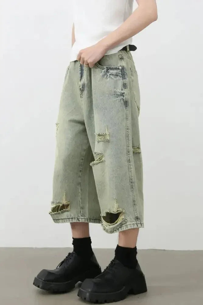 Men's Distressed Loose Denim Shorts - Update AvenueTrendsi100400875141898100400875141898Men's Distressed Loose Denim ShortsMedium