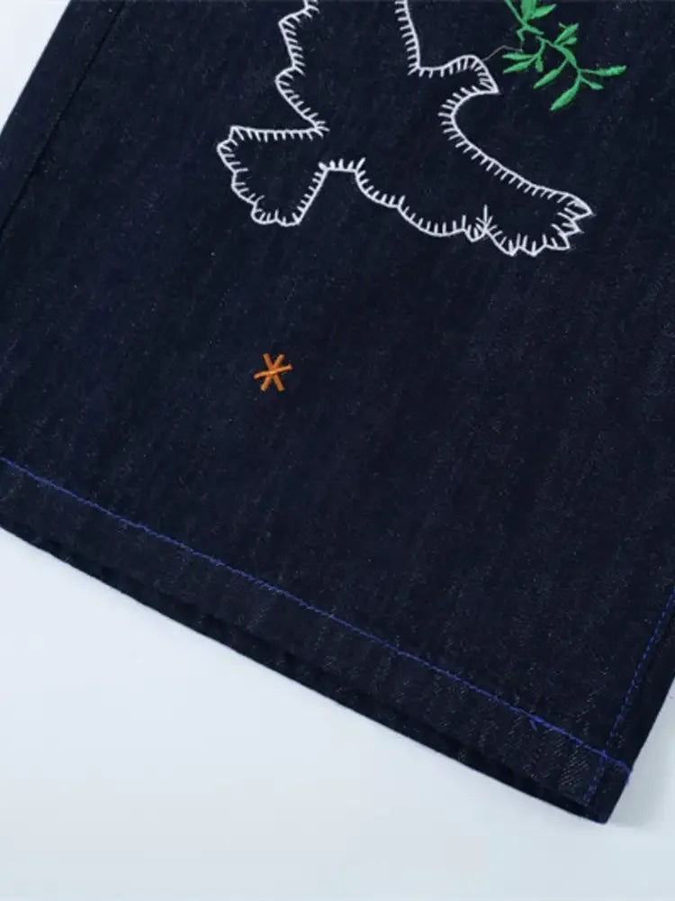 Men's Embroidered Wash Denim Shorts