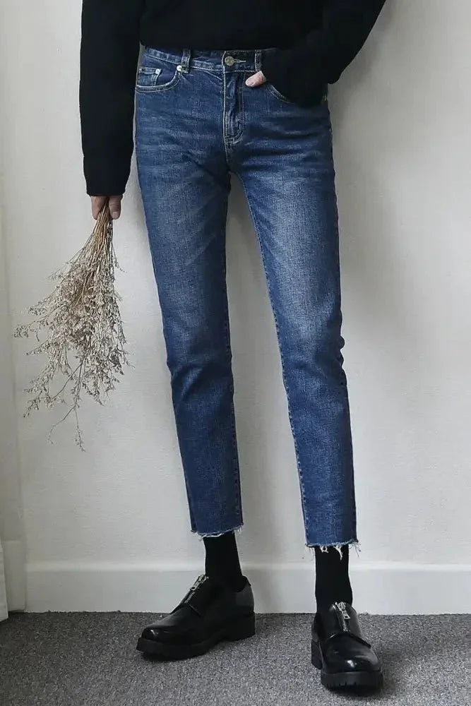 Men's Frayed Hem Skinny Jeans - Update AvenueTrendsi100400216190989100400216190989Men's Frayed Hem Skinny JeansMedium