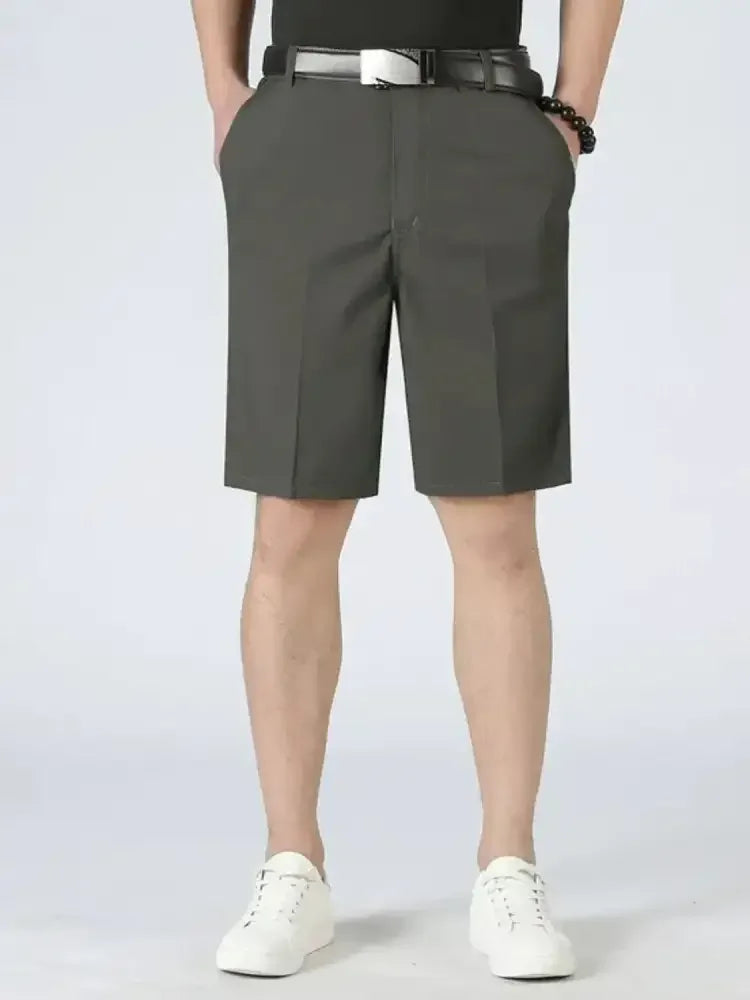 Men's Loose Fit Pocketed Shorts