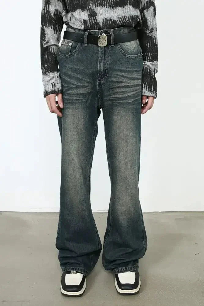 Men's Pocketed Bootcut Jeans - Update AvenueTrendsi100400094936205100400094936205Men's Pocketed Bootcut JeansDark