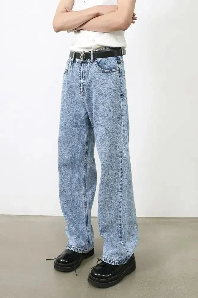 Men's Straight Leg Jeans - Update AvenueTrendsi100400170425145100400170425145Men's Straight Leg JeansMedium