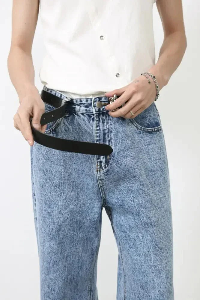 Men's Straight Leg Jeans - Update AvenueTrendsi100400170425145100400170425145Men's Straight Leg JeansMedium