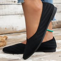 Mesh Point Toe Solid Color Slip-Ons