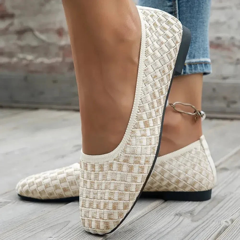 Mesh Round Toe Flat Slip - Ons - Update AvenueTrendsi100600273011071100600273011071Mesh Round Toe Flat Slip - OnsBeige