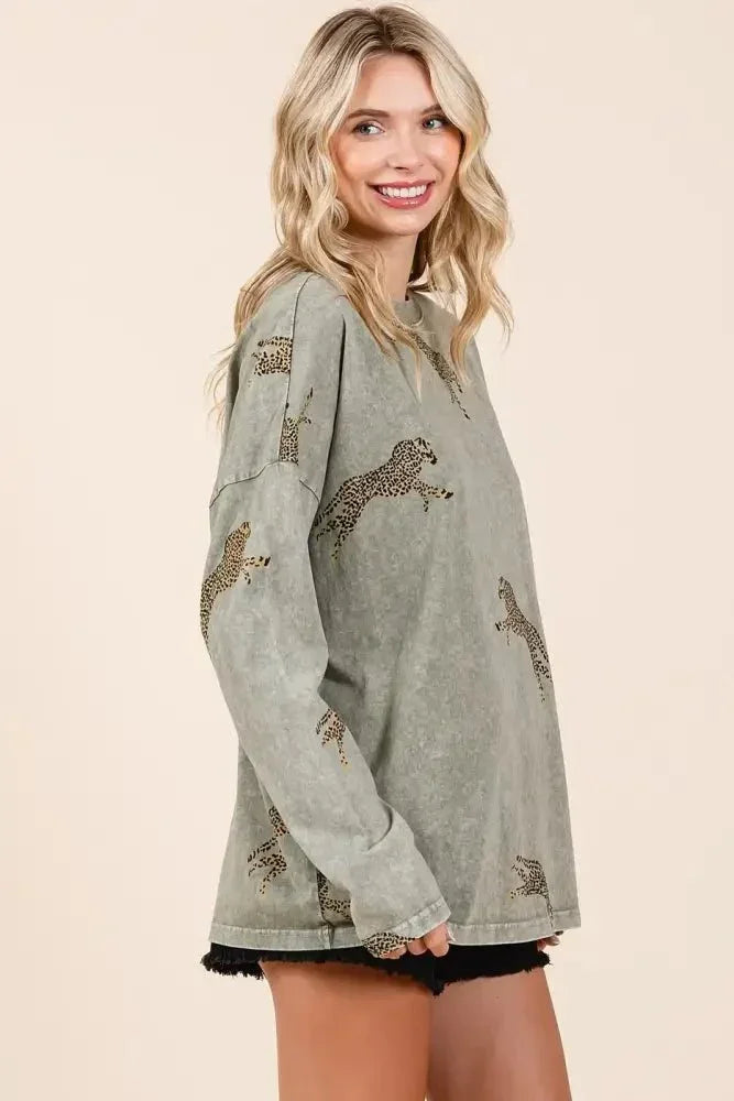 Mittoshop Mineral Wash Cheetah Print Long Sleeve Top - Update AvenueT-ShirtsTrendsi100100751611489100100751611489ebb1088d1bb442e7b67cb56b82de91c0 - Max - OriginSAGE