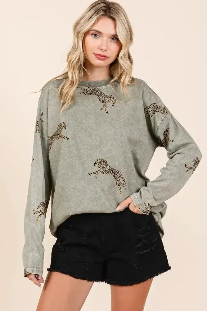 Mittoshop Mineral Wash Cheetah Print Long Sleeve Top - Update AvenueT-ShirtsTrendsi100100751611489100100751611489c26b8f6ac1cb4ff2a4191be08705f112 - Max - OriginSAGE