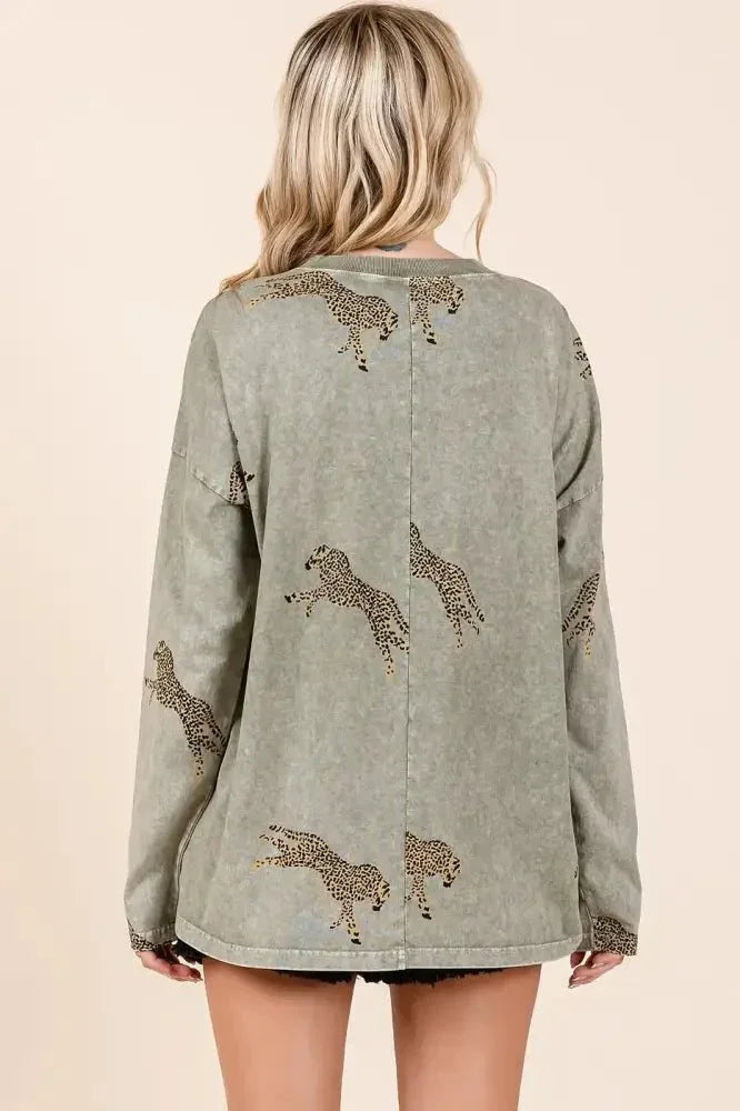 Mittoshop Mineral Wash Cheetah Print Long Sleeve Top - Update AvenueT-ShirtsTrendsi10010075161148910010075161148968ddb5416ce048b2a6ea4cb7504c61b5 - Max - OriginSAGE