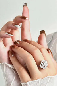 Moissanite Flower Shape Ring - Update AvenueRingTrendsi101300166311291101300166311291Moissanite Flower Shape RingSilver