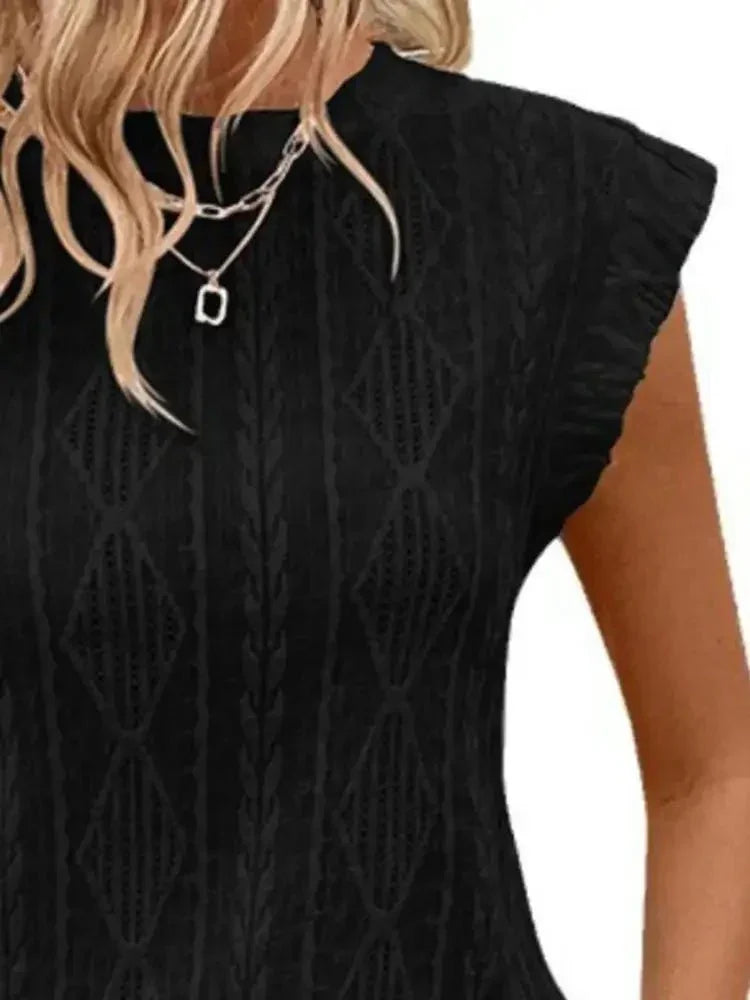 Openwork Round Neck Top - Update AvenueT-ShirtsTrendsi10010044031725510010044031725564b8b135 - d726 - 429c - 8d33 - e0575bb5cb09 - Max - OriginBlack