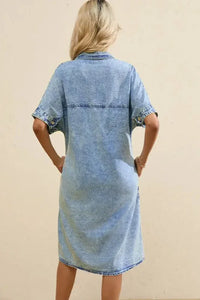 Oversized Button Down Denim Shirt Dress - Update AvenueDenim Dresses & SkirtsTrendsi1001003766116461001003766116465be2e764 - b9e3 - 4360 - b292 - 538df58b85e5 - Max - OriginLight Blue