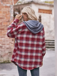 Oversized Plaid Button Up Shacket - Update AvenueTrendsi100100074099374100100074099374554f5592 - ed1a - 45ec - a946 - 23648609cab8 - Max - OriginDeep Red