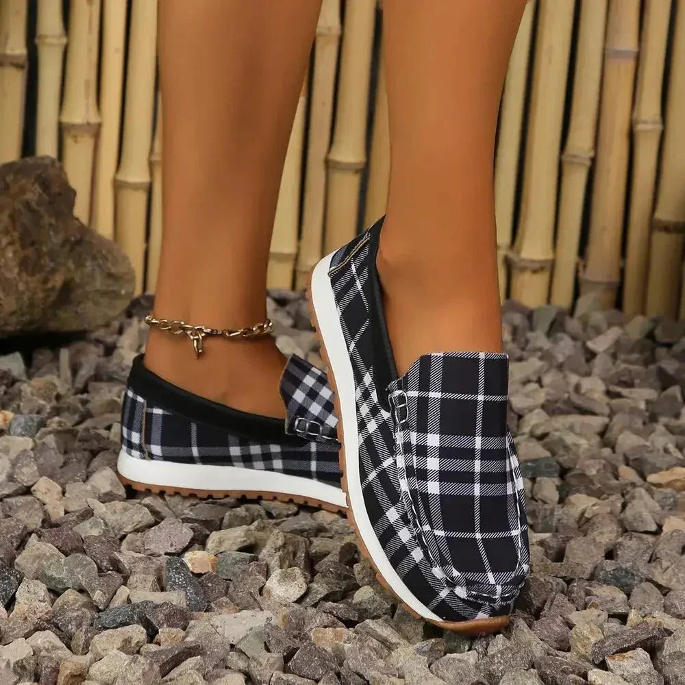 Plaid Round Toe Slip - Ons - Update AvenueTrendsi100600970511009100600970511009Plaid Round Toe Slip - OnsBlack