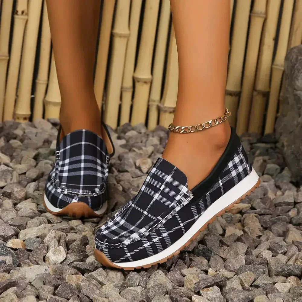 Plaid Round Toe Slip - Ons - Update AvenueTrendsi100600970511009100600970511009Plaid Round Toe Slip - OnsBlack