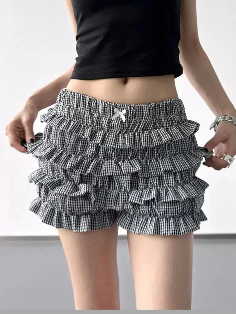 Plaid Ruffled Layered Shorts - Update AvenueTrendsi10010034254929010010034254929061df582738aa44f190aefb0fc340b488 - Max - OriginBlack