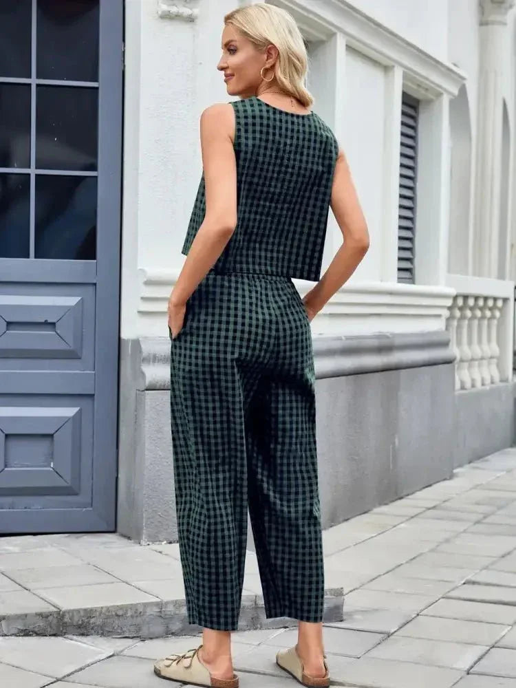 Plaid Sleeveless Top and Pants Set - Update AvenueTrendsi10010004552418910010004552418993a26641 - 6dbf - 4c20 - 8a1b - 8a1fd52187d8 - MaxBrown