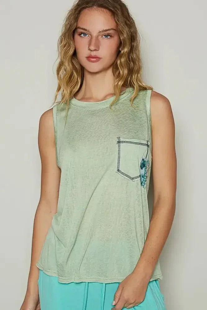 POL Floral Detail Pocket Patch Tank Top - Update AvenueTrendsi10010069799140510010069799140522a67947 - a524 - 4269 - 9900 - 8e29ad78545e - Max - OriginGum Leaf