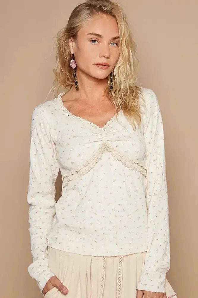 POL Floral V - Neck Long Sleeve T-Shirt - Update AvenueT-ShirtsTrendsi1001007837114511001007837114517e425d6a - 7b1d - 43ec - 8072 - f946a3566c3e - Max - OriginCream