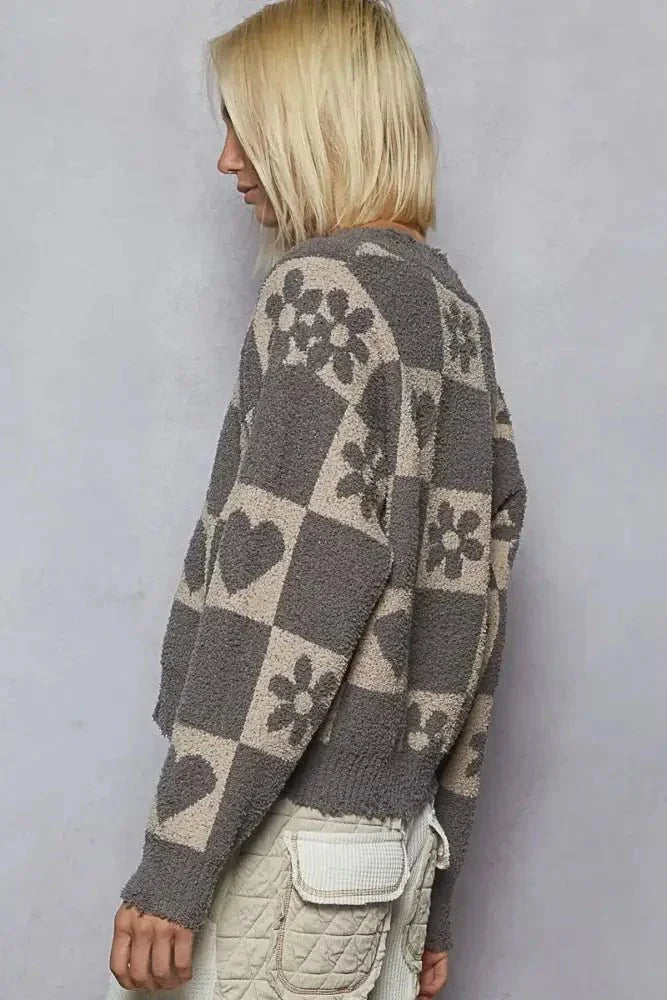 POL V - Neck Heart Pattern Checkered Sweater - Update AvenueTrendsi100100512031192100100512031192e0f887cc - 8a95 - 4f9c - 9caf - 78a8bc5c048d - Max - OriginGHOST GREY/BEIGE
