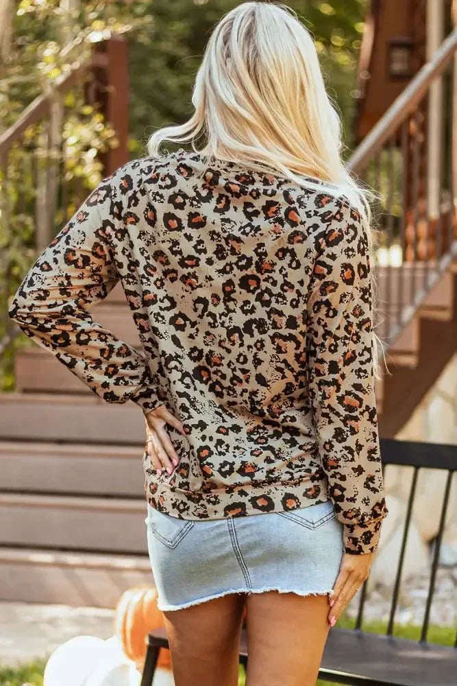 Pumpkin Graphic Leopard Round Neck Long Sleeve Sweatshirt - Update AvenueHalloweenTrendsi100100361931687100100361931687b16f27a4 - e2a4 - 4395 - bc74 - be48f9c44103 - MaxLeopard