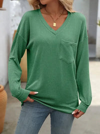 Ribbed V - Neck Long Sleeve T-Shirt - Update AvenueT-ShirtsTrendsi10010026434218810010026434218851d0d0f3 - c966 - 4932 - 87dd - 8370d0068af8 - Max - OriginDark Green
