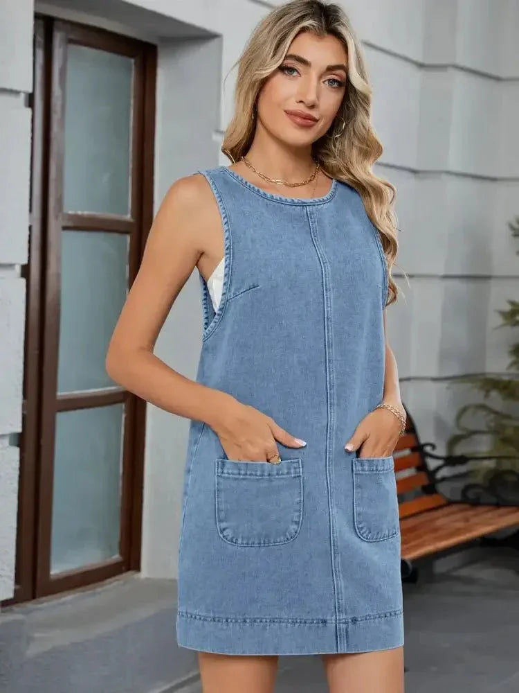 Round Neck Denim Overall Dress - Update AvenueDenim Dresses & SkirtsTrendsi10010047138701910010047138701934301a4d - c88b - 439f - 9795 - bc04b6821cce - Max - OriginLight Blue