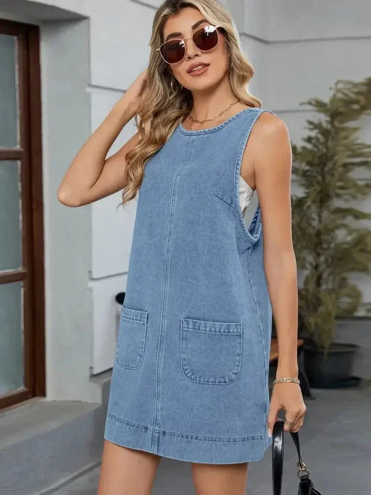 Round Neck Denim Overall Dress - Update AvenueDenim Dresses & SkirtsTrendsi100100471387019100100471387019c69561a6 - 2c70 - 49ad - 934c - 01bc3ad861df - Max - OriginLight Blue
