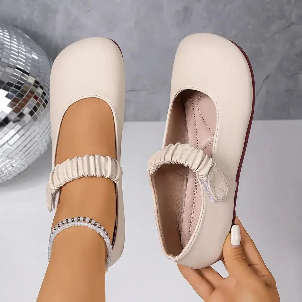 Round Toe Flat Loafers - Update AvenueTrendsi100600285505481100600285505481Round Toe Flat LoafersBeige
