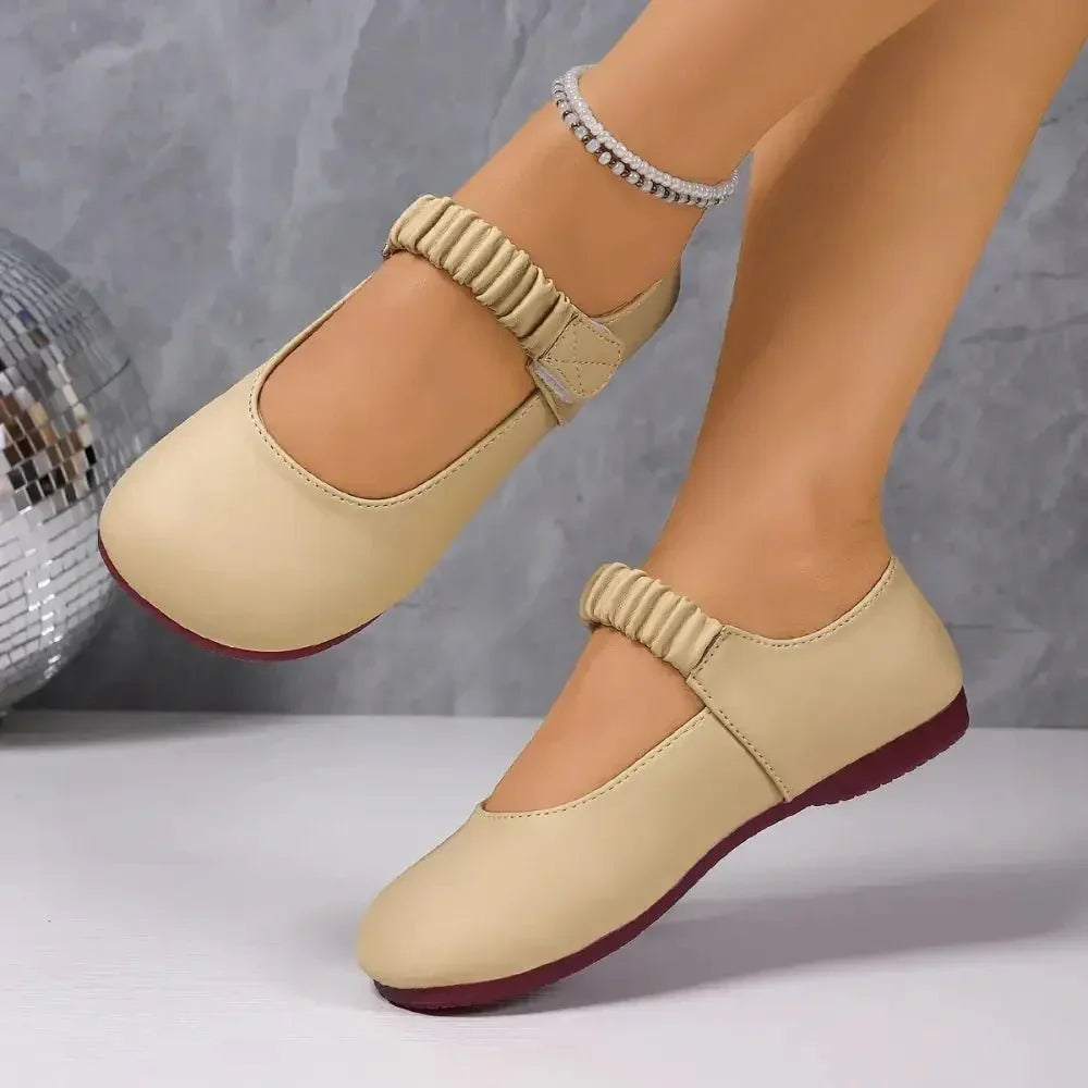 Round Toe Flat Loafers - Update AvenueTrendsi100600285505481100600285505481Round Toe Flat LoafersBeige