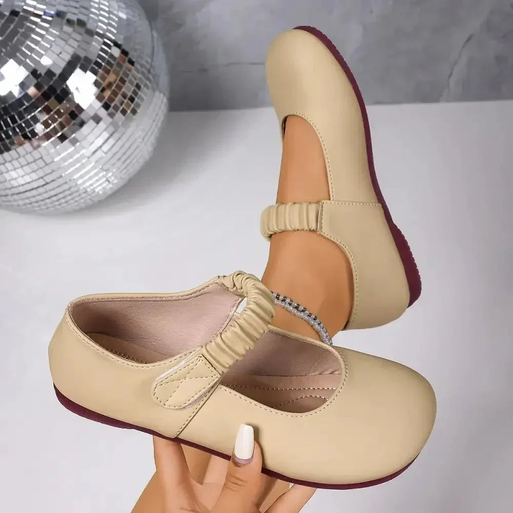 Round Toe Flat Loafers - Update AvenueTrendsi100600285509508100600285509508Round Toe Flat LoafersApricot