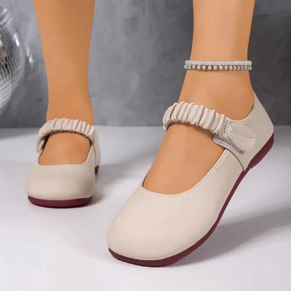 Round Toe Flat Loafers - Update AvenueTrendsi100600285509508100600285509508Round Toe Flat LoafersApricot