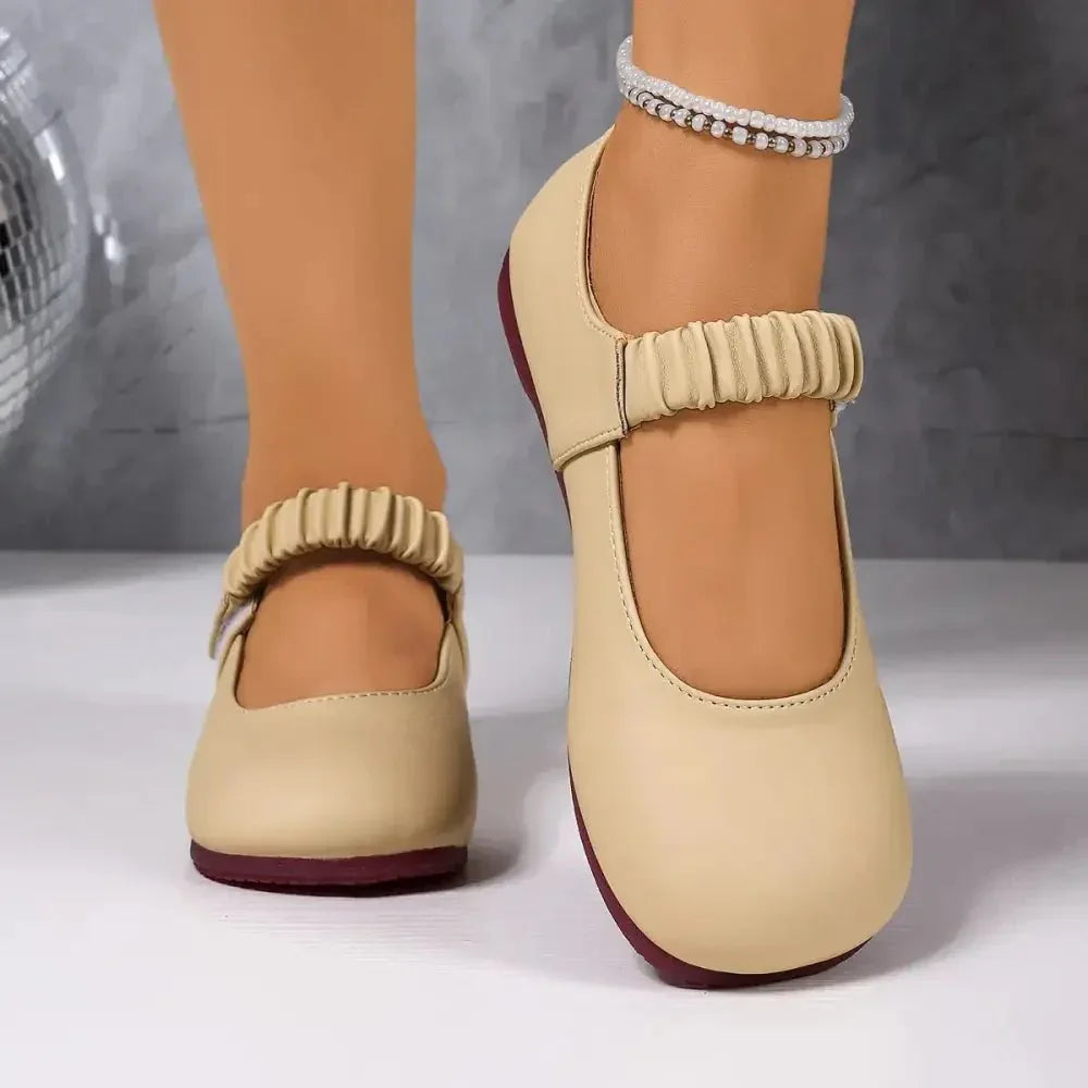 Round Toe Flat Loafers - Update AvenueTrendsi100600285509508100600285509508Round Toe Flat LoafersApricot