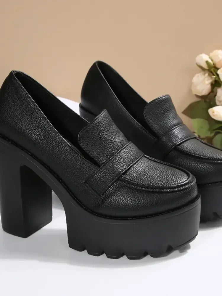 Round Toe Platform Block Heels Pumps