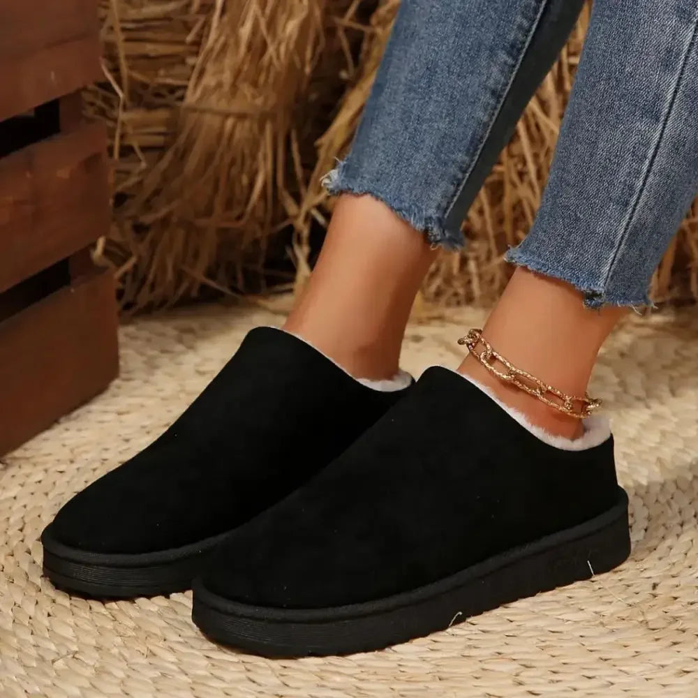 Round Toe Platform Boots