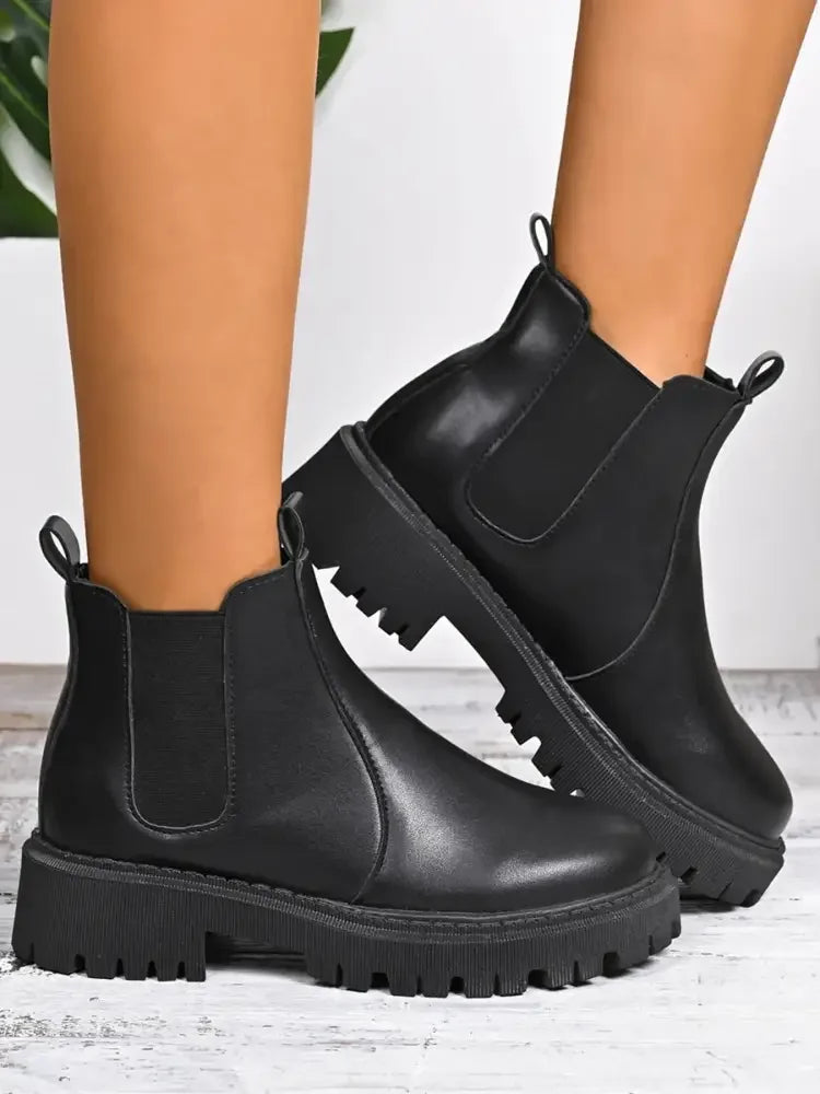 Round Toe Platform Boots
