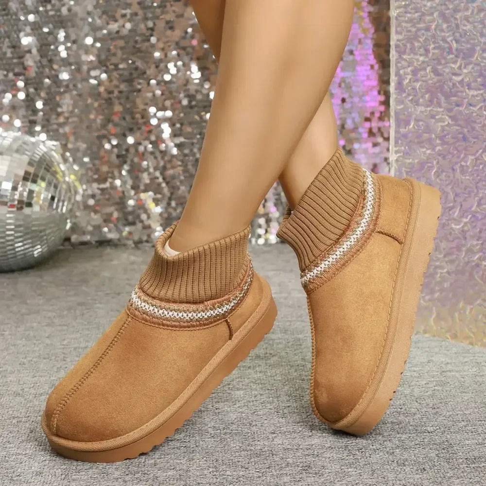 Round Toe Platform Boots