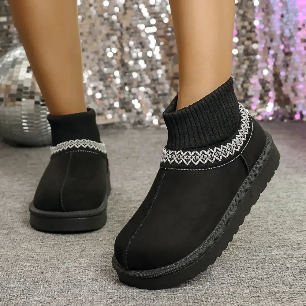 Round Toe Platform Boots