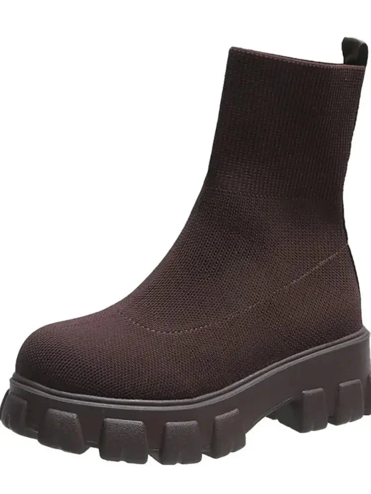 Round Toe Platform Boots - Update AvenueTrendsi100600764733717100600764733717Round Toe Platform BootsCoffee