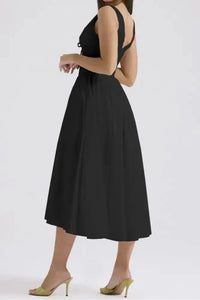 Ruched V - Neck Sleeveless Dress with Pockets - Update AvenueEffortless Elegance: DressesTrendsi10010045710104310010045710104363ef4c26 - 6a74 - 46e5 - a58c - 103da3e85100 - Max - OriginBlack