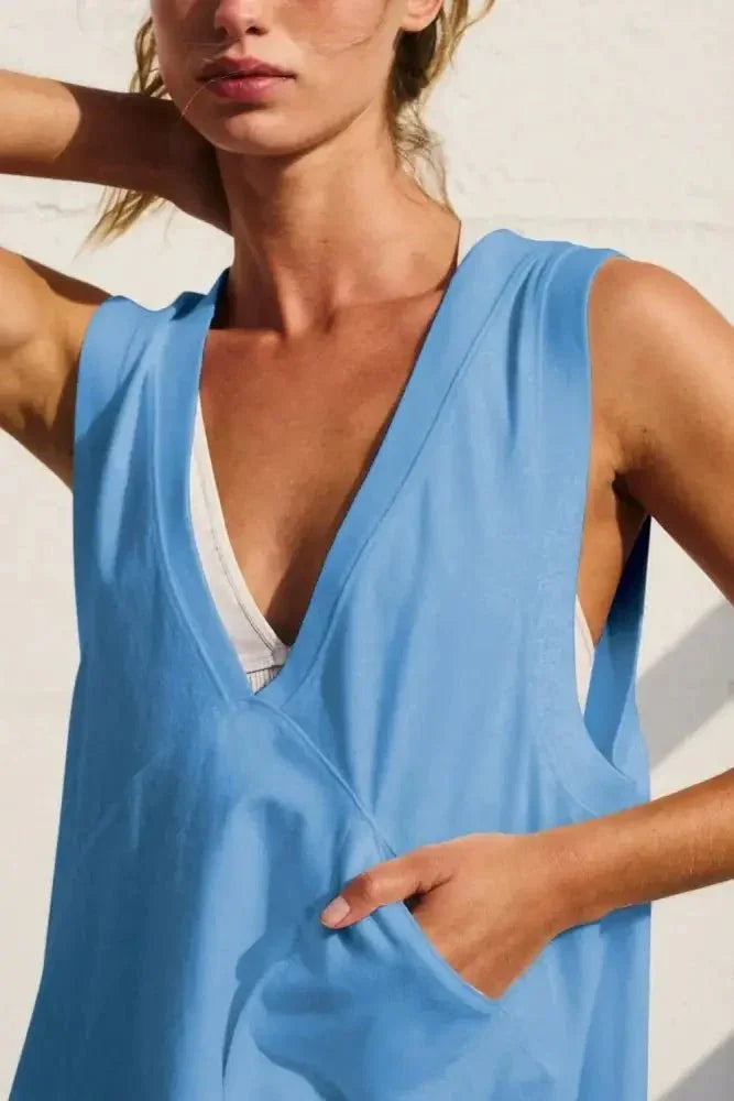 Side Slit V - Neck Tank - Update AvenueVacation StyleTrendsi1001007957134691001007957134699808f419 - 2406 - 4c30 - 969e - c1eaa321f2be - MaxPastel Blue